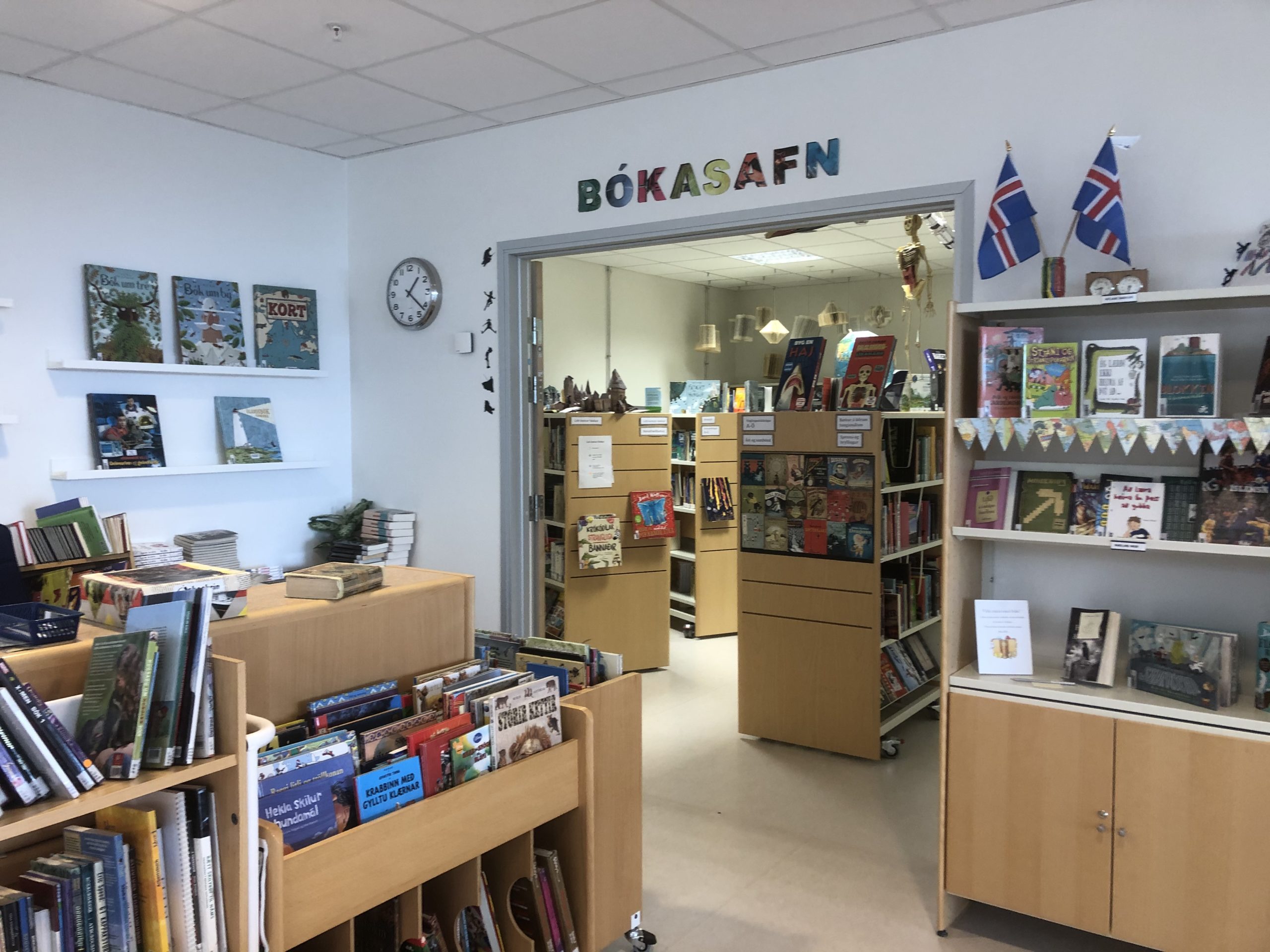 bókasafn1 bókasafn1